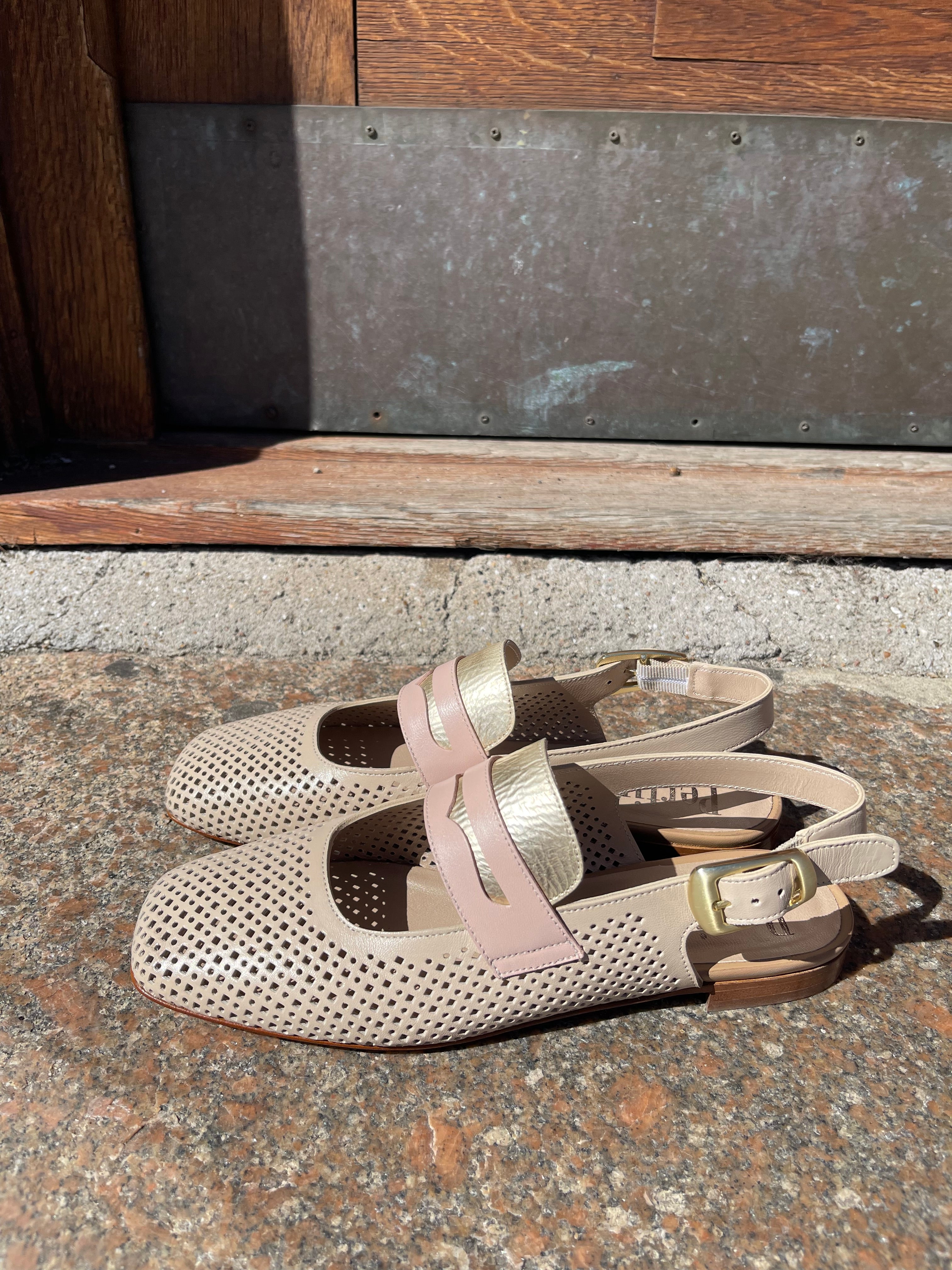 Nude Sandal med slingback