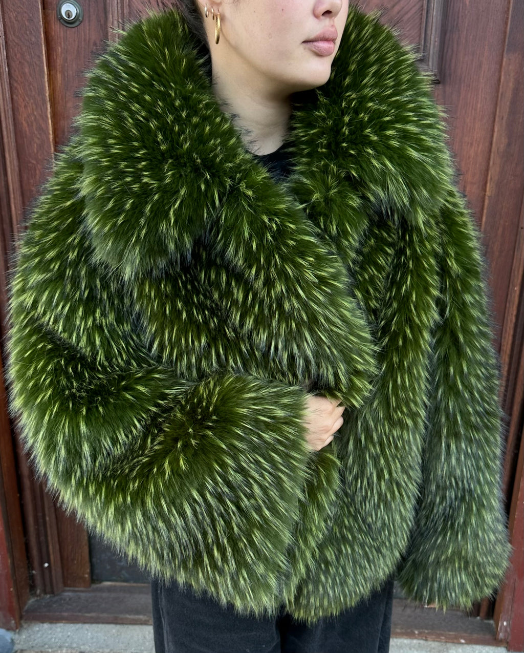 Grøn pels-bomberjakke (fake fur)