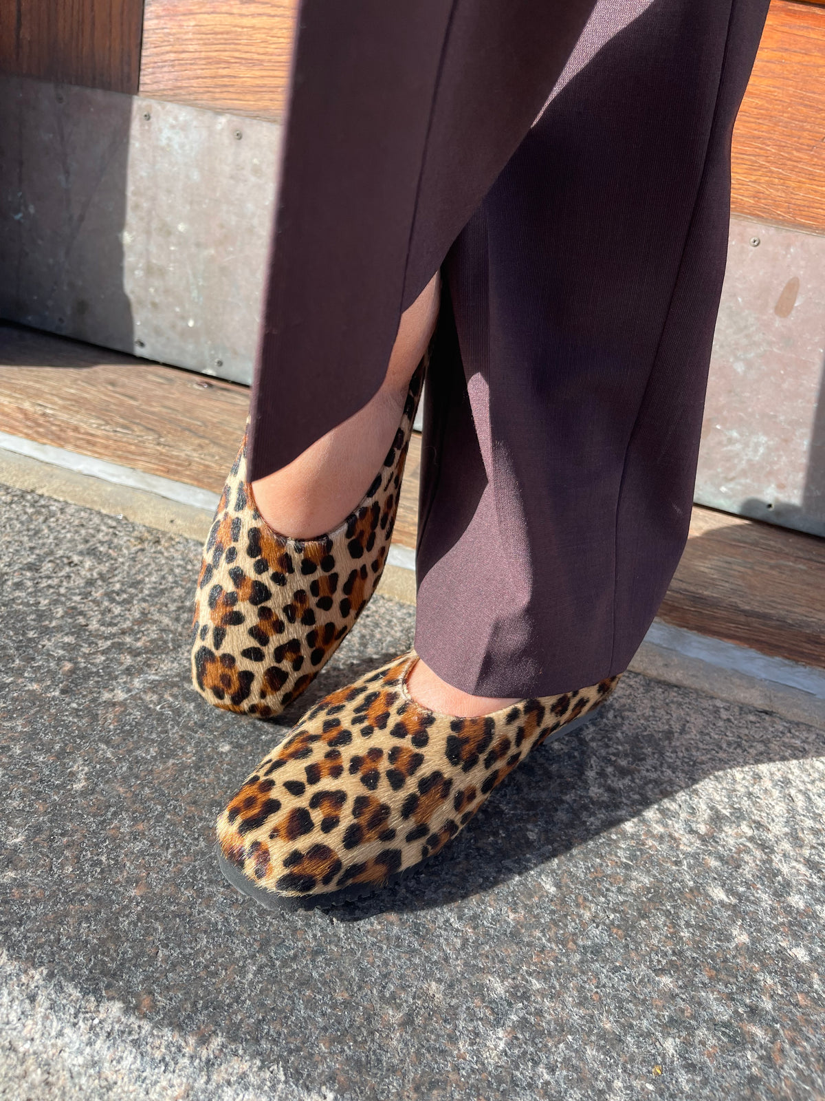 Leopard ballerina