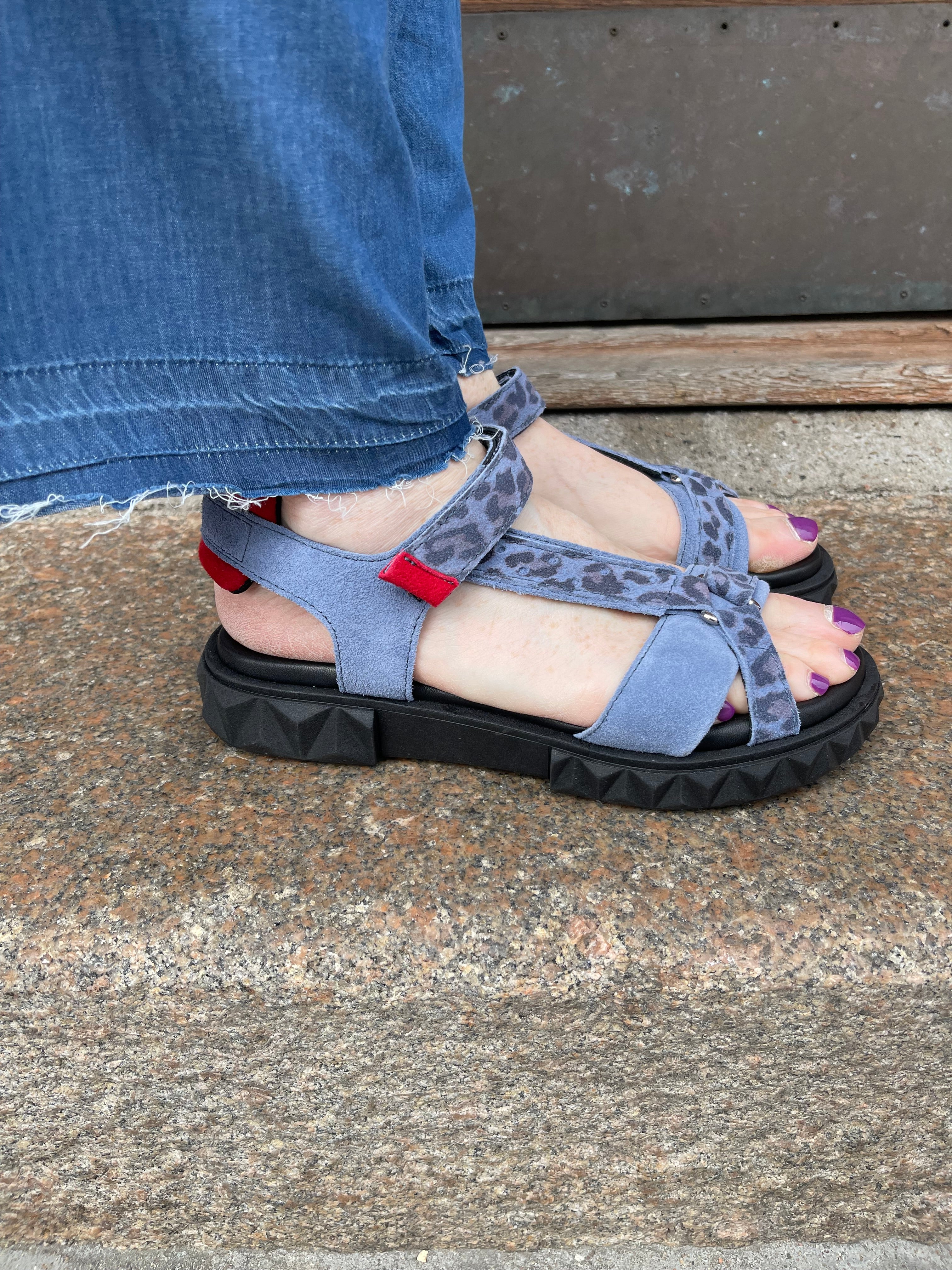 Nis Blå sandal
