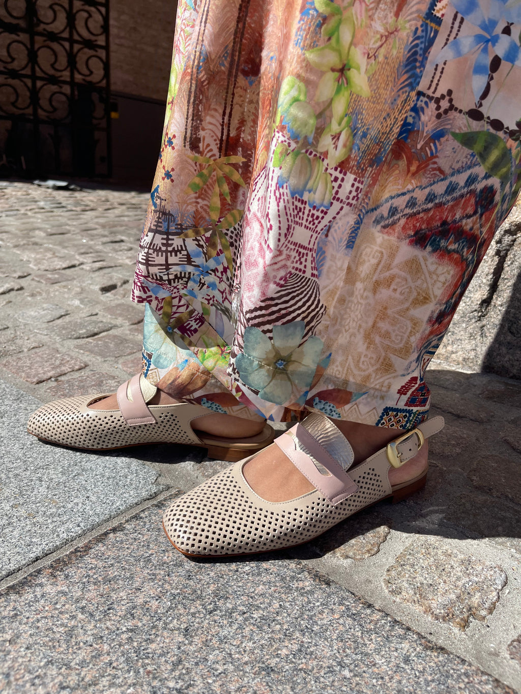 Nude Sandal med slingback