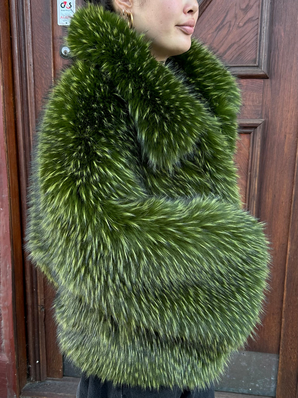 Grøn pels-bomberjakke (fake fur)