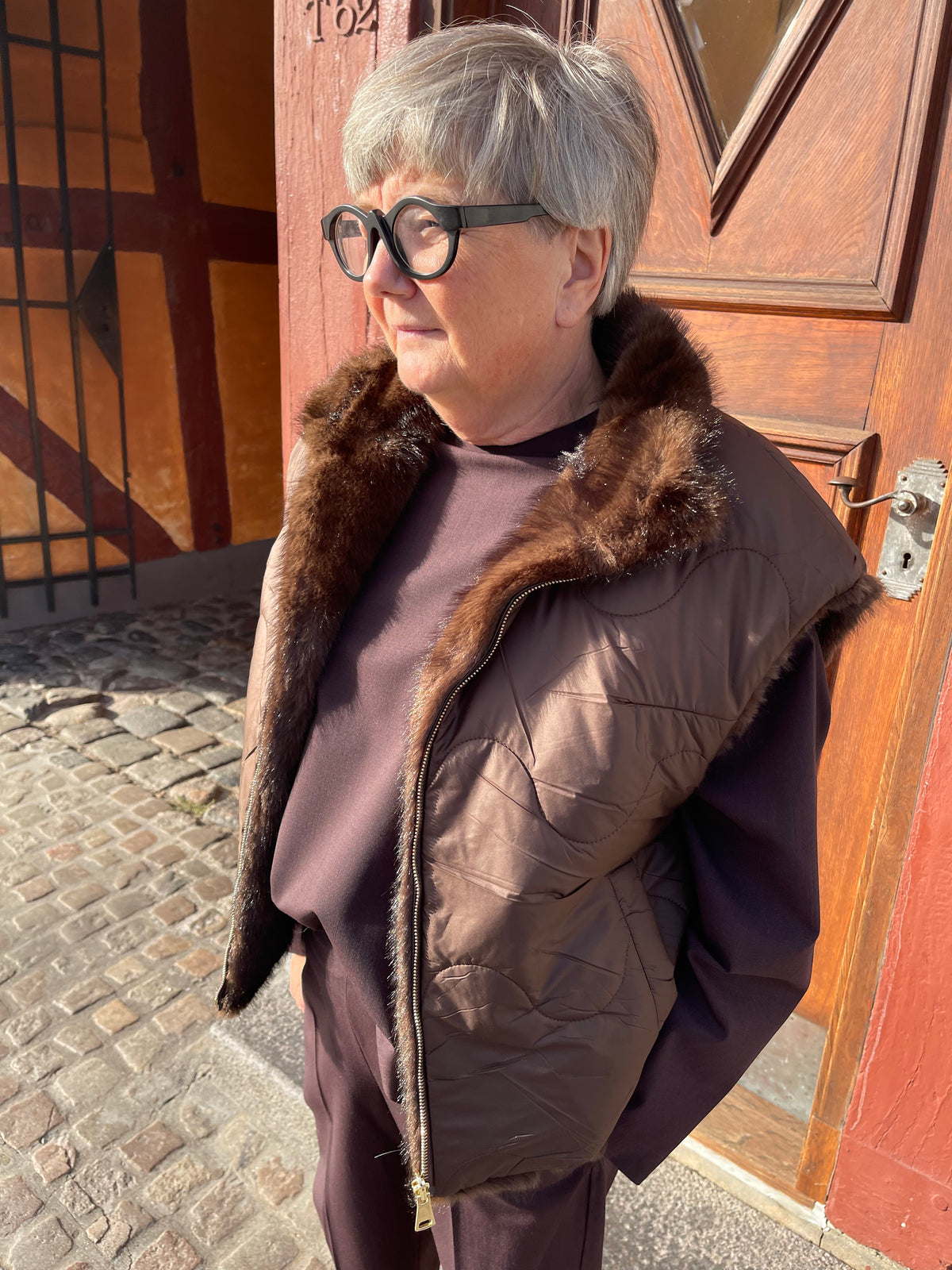 Vendbar pels-vest