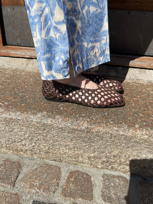 Brun flet ballerina