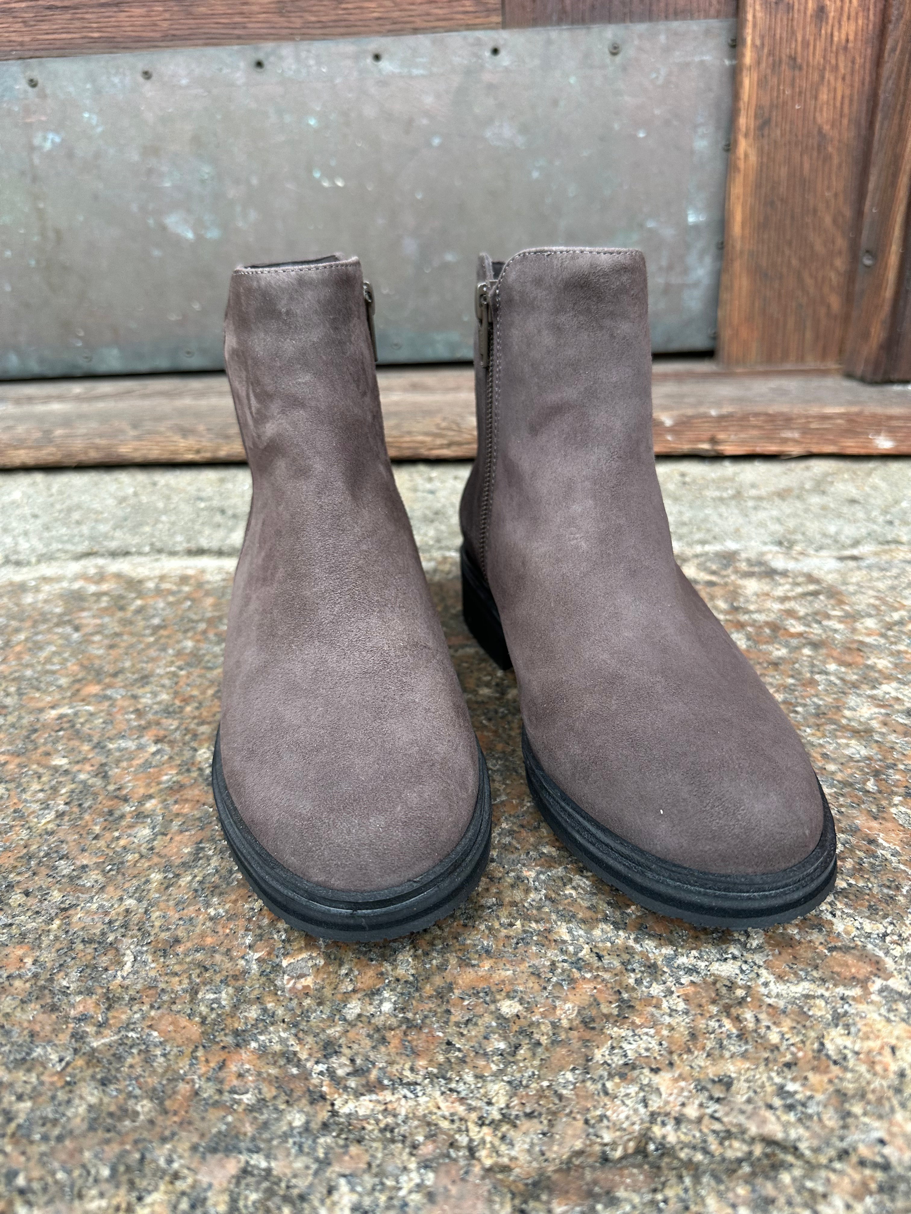 Kort Taupe Støvlet