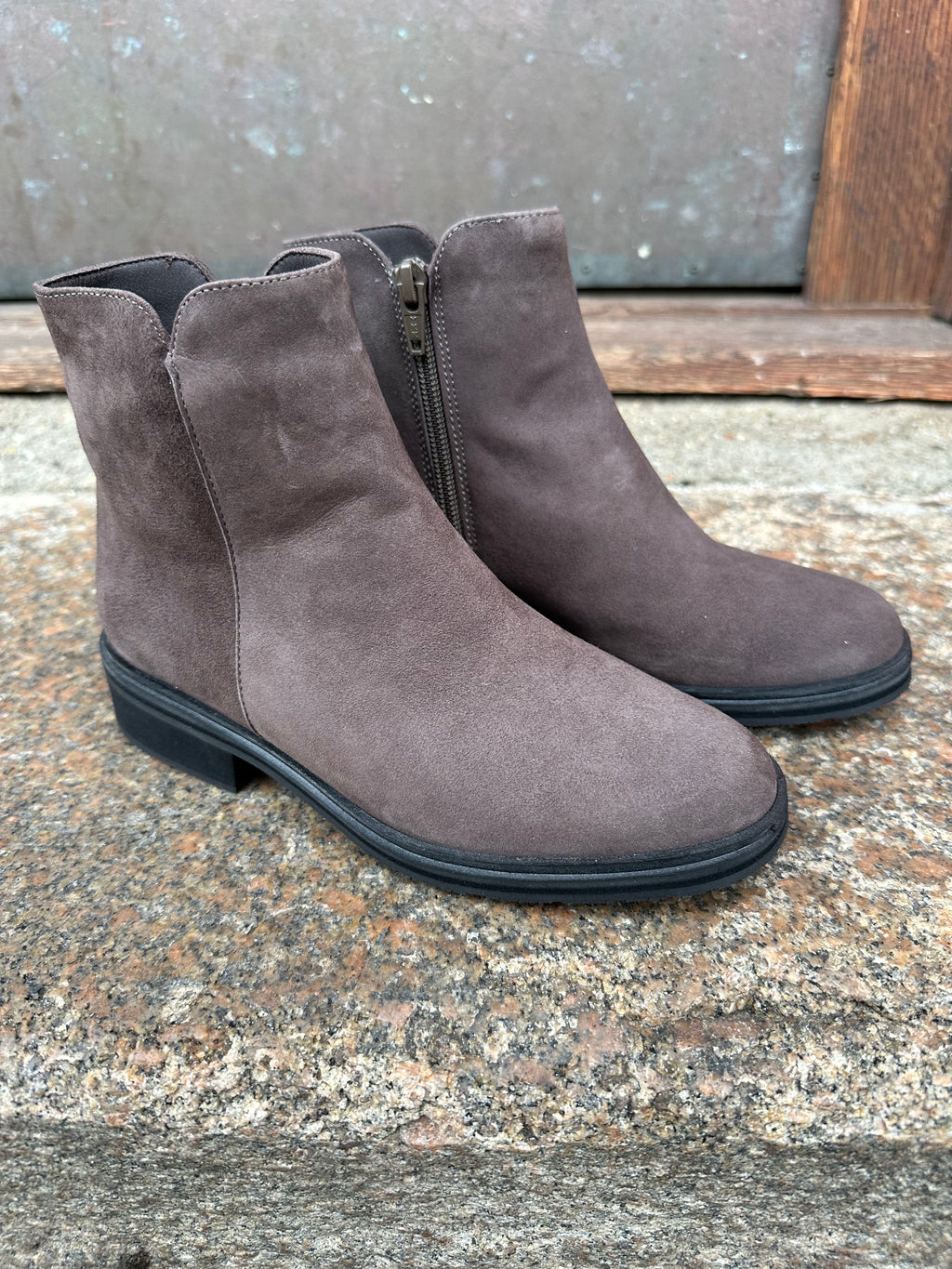 Kort Taupe Støvlet