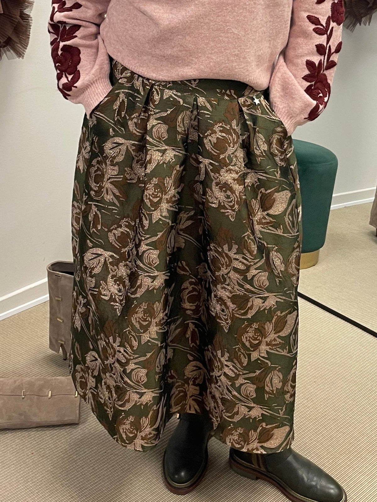 Army blomstret, A-formet nederdel