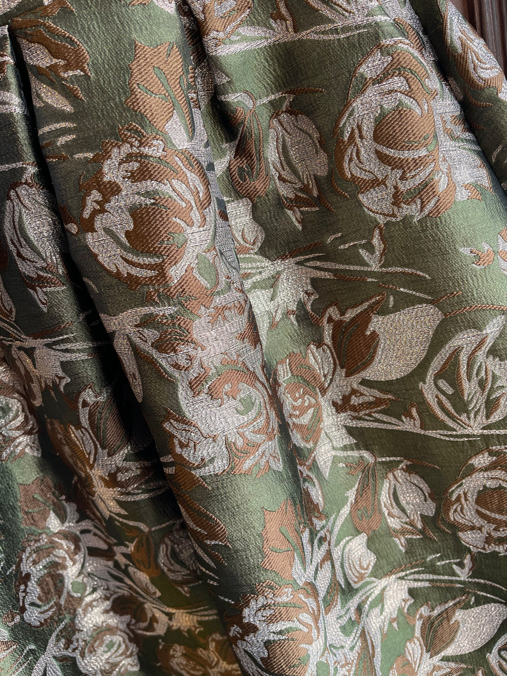 Army blomstret, A-formet nederdel