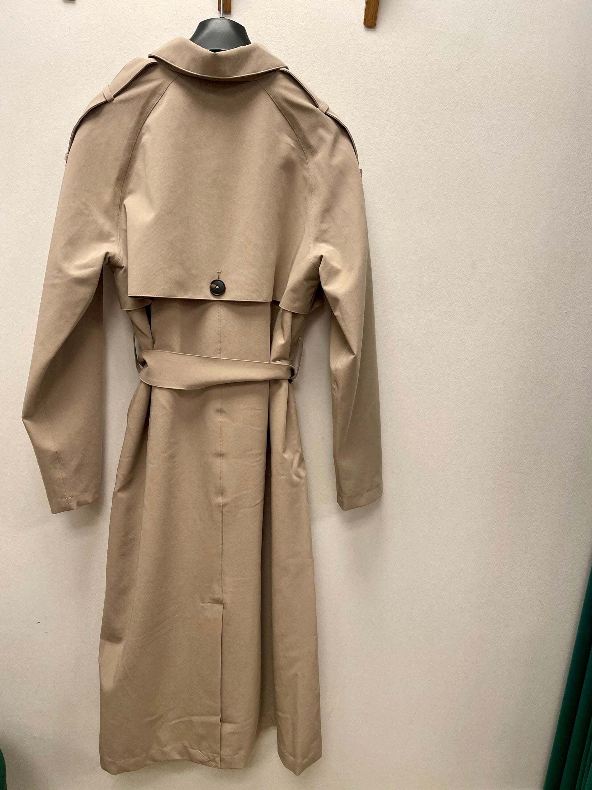 Trenchcoat / regnfrakke