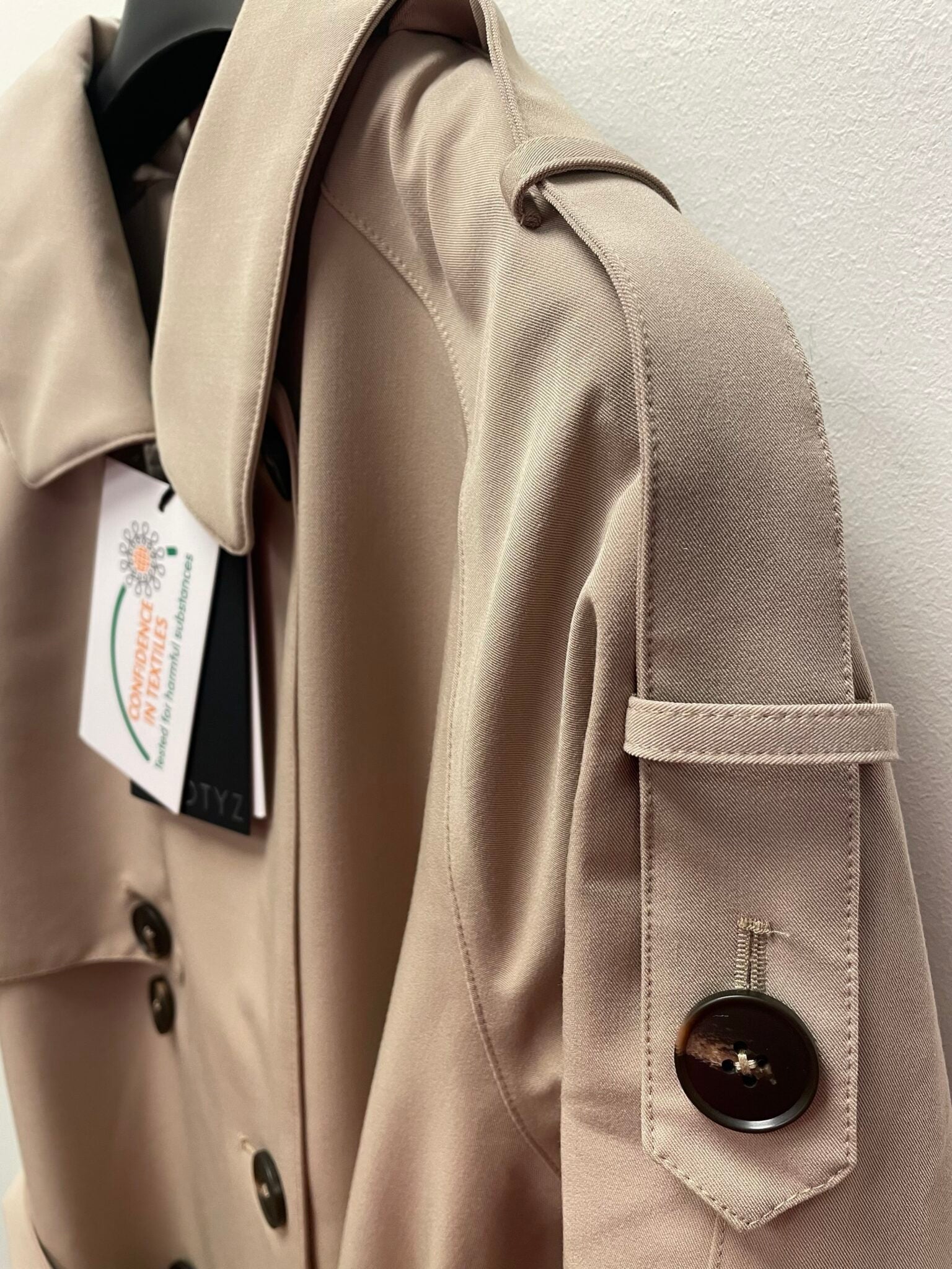 Trenchcoat / regnfrakke
