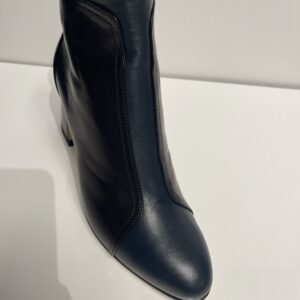 Elata mørkeblå og sort støvle