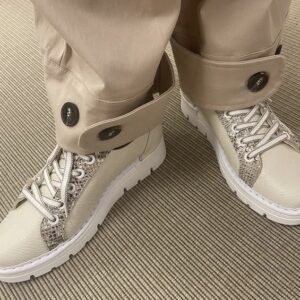 Jose Saenz Creamfarvet Sneakers